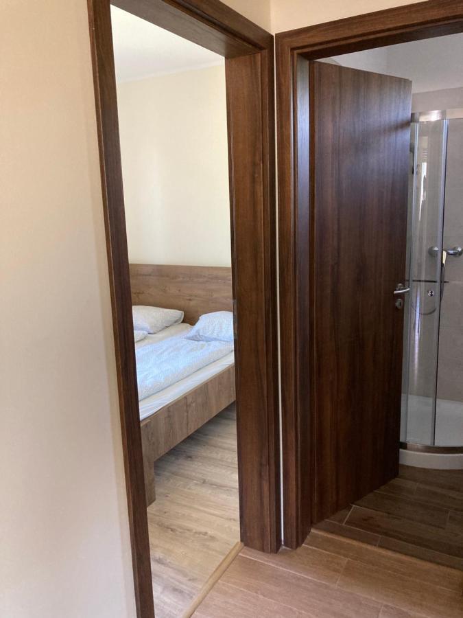 Konrad Apartman Villa Balatonmariafurdo Luaran gambar