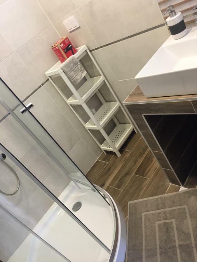 Konrad Apartman Villa Balatonmariafurdo Luaran gambar