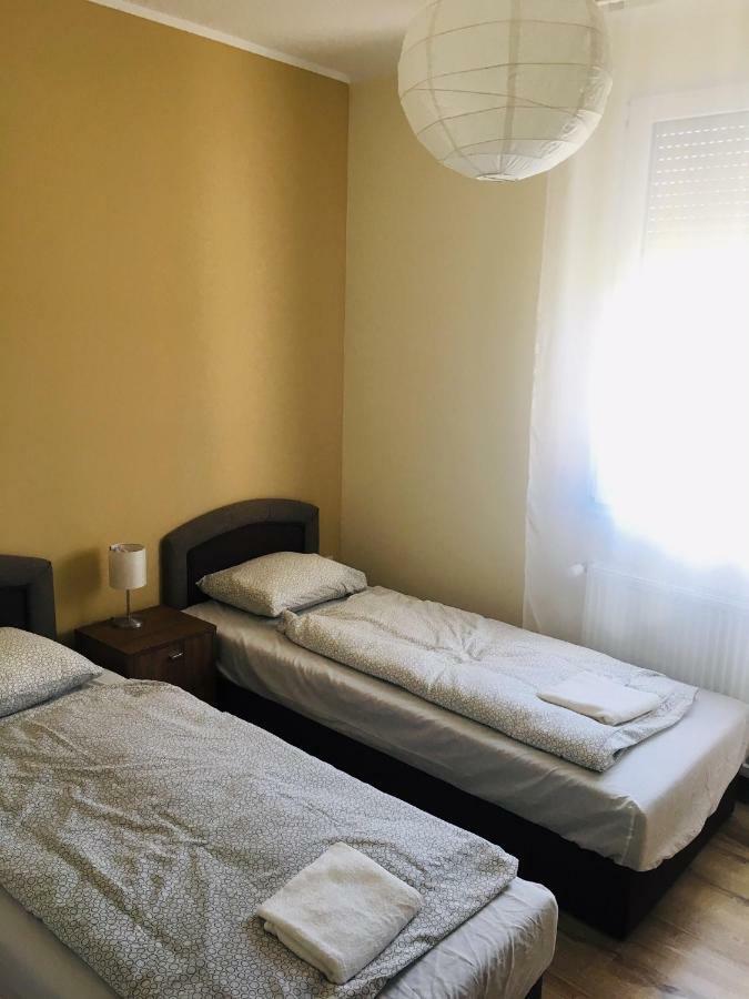 Konrad Apartman Villa Balatonmariafurdo Luaran gambar